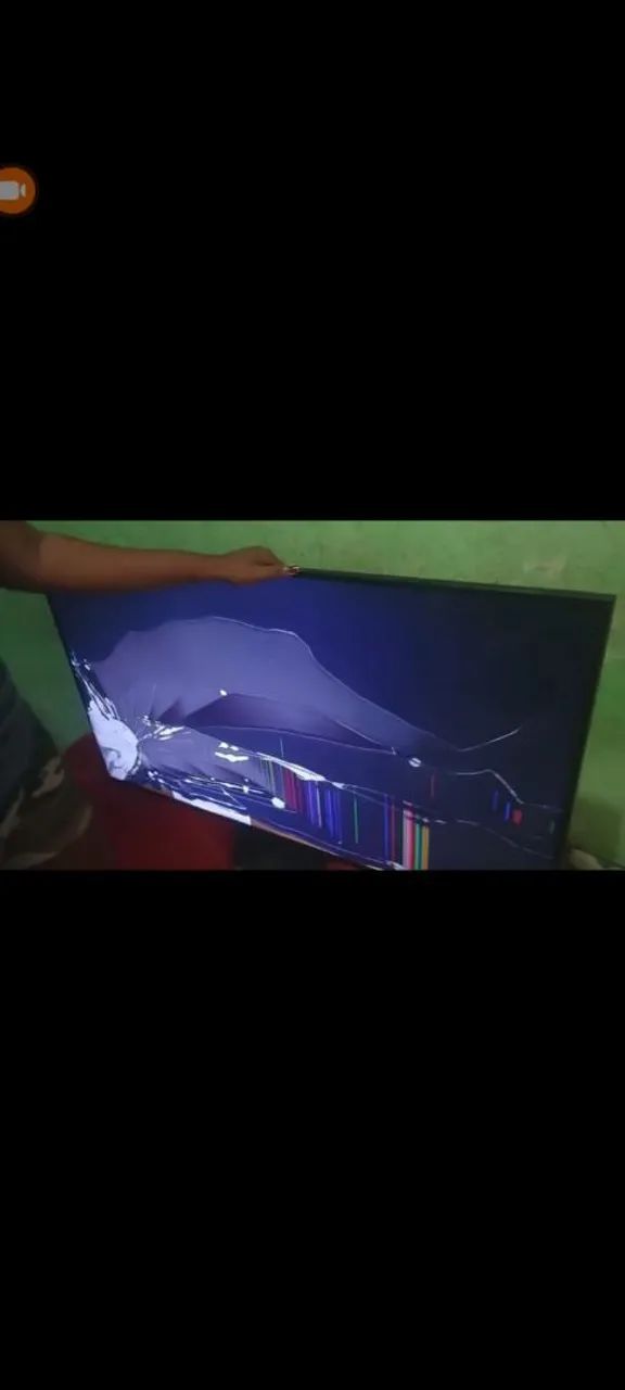 Tv quebrada  pra retirada de peças 50 polegadas 