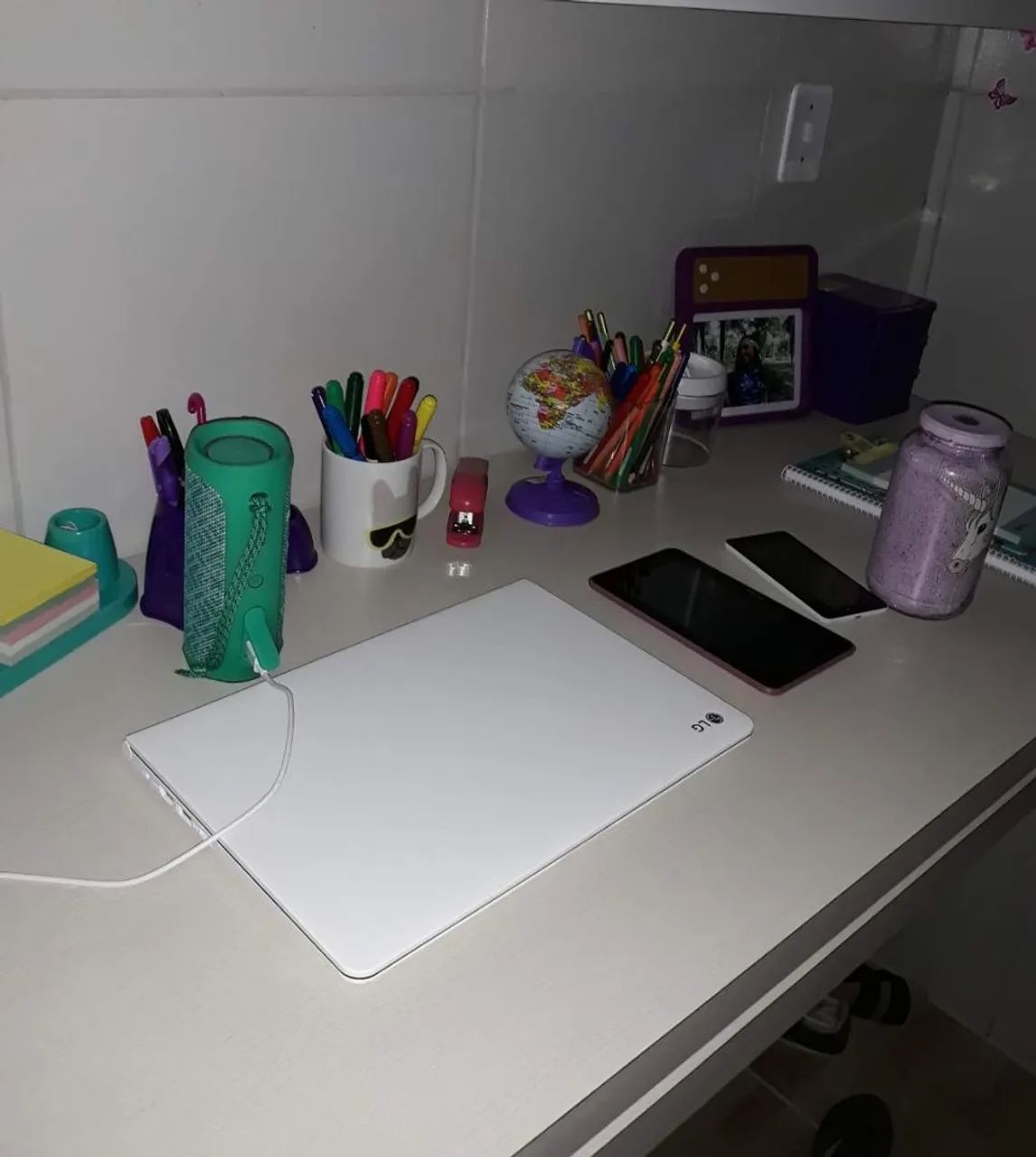 Mesa de Escritorio - Madeira Maciça - Qualidade Absurda - Foto 2