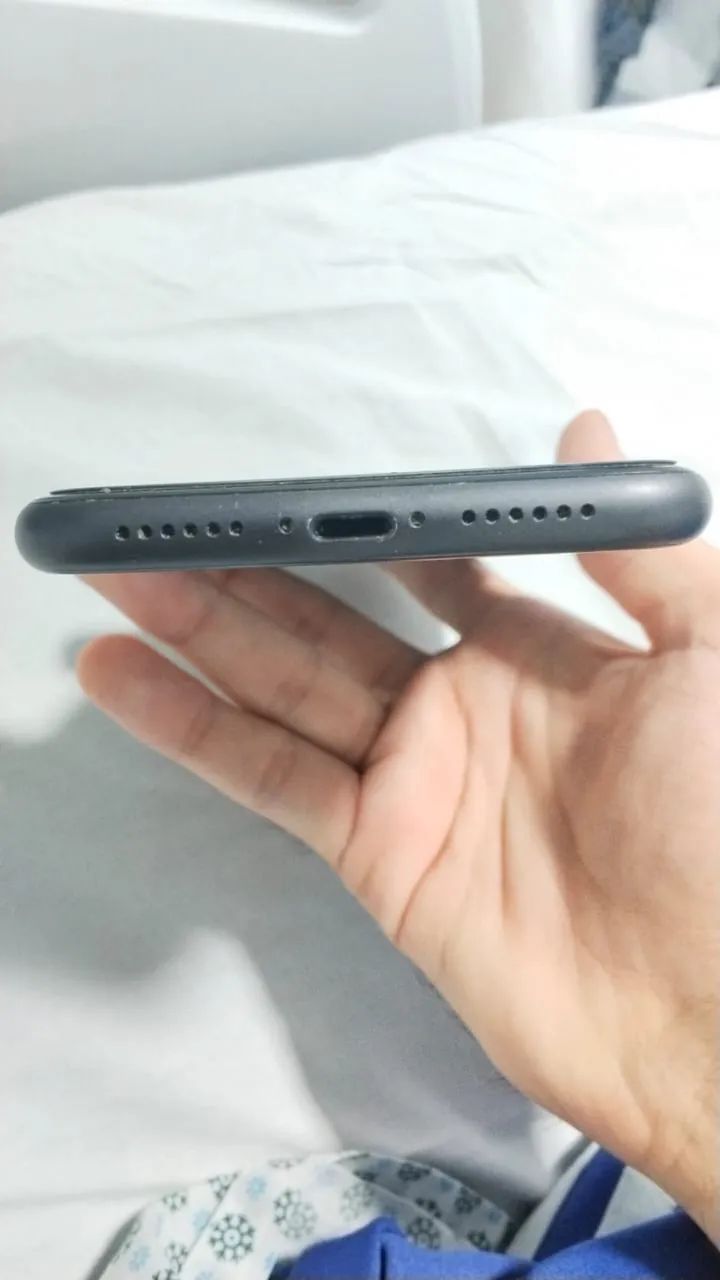iPhone 11 128 82% bem conservado com caixa - Foto 5