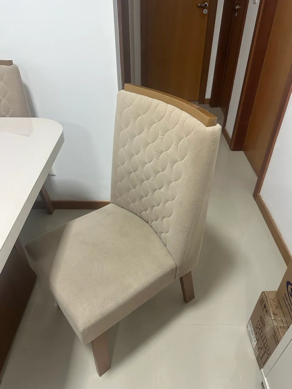 Mesa de jantar 4 cadeiras  - Foto 2