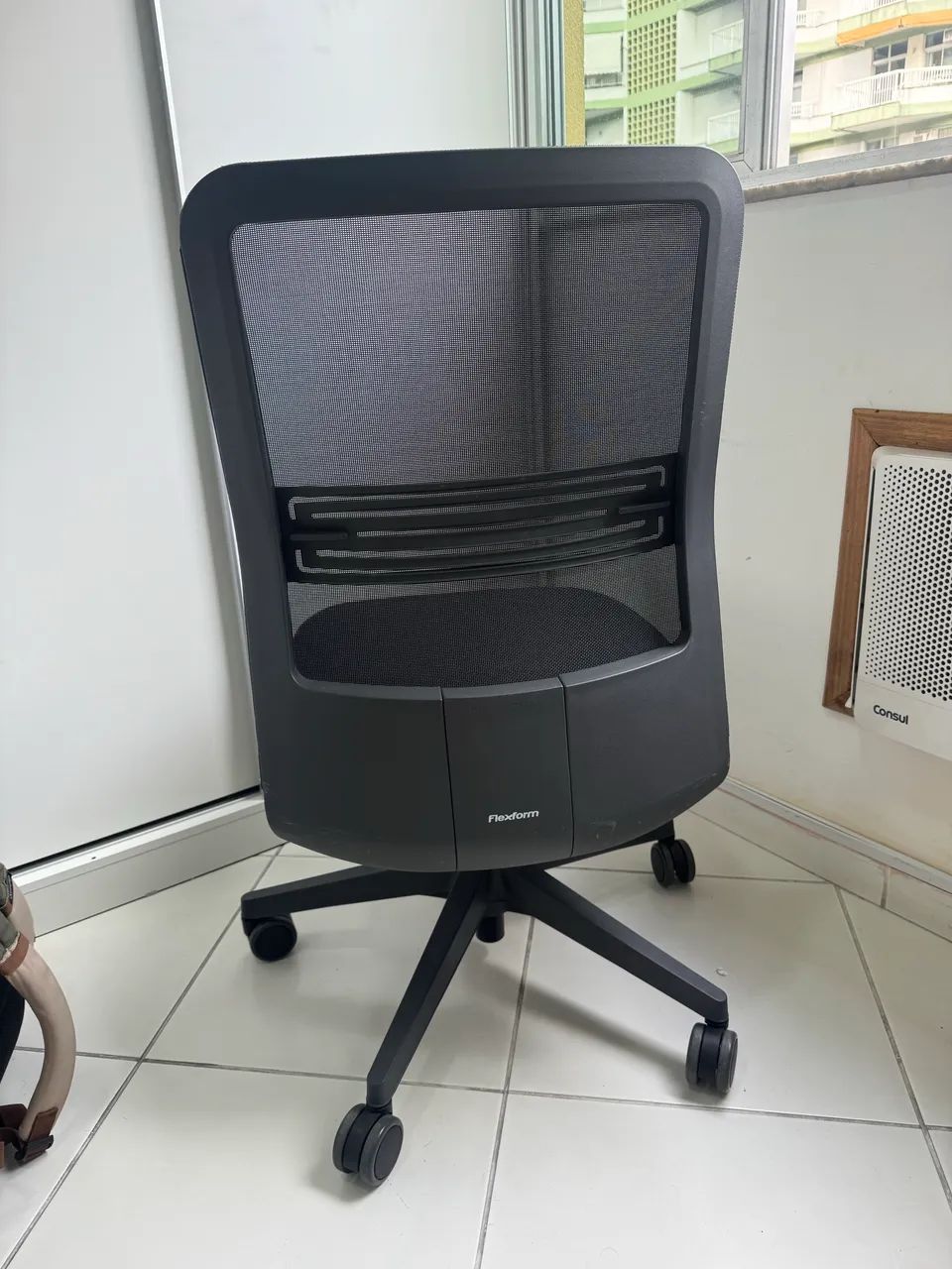 Cadeira escritório Flexform - Foto 3