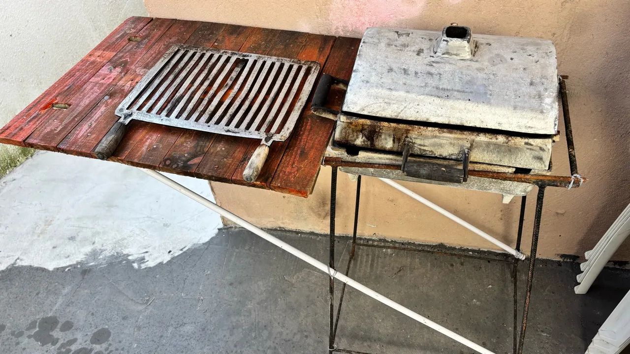 Churrasqueira de alumínio 