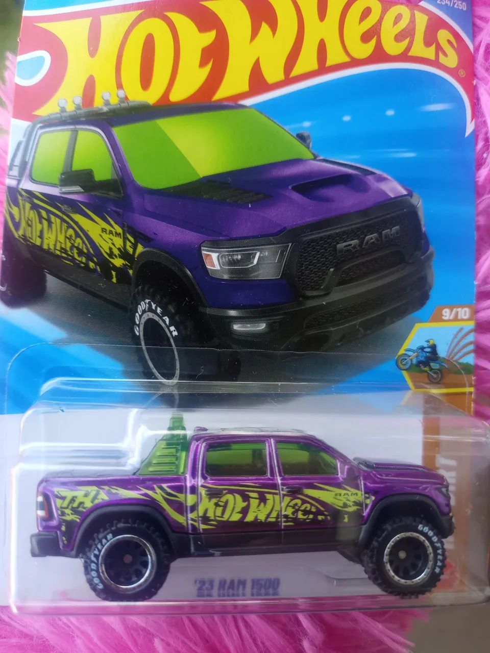 Hot Wheels super Thunt pickup RAM lote N 2026 - Foto 3