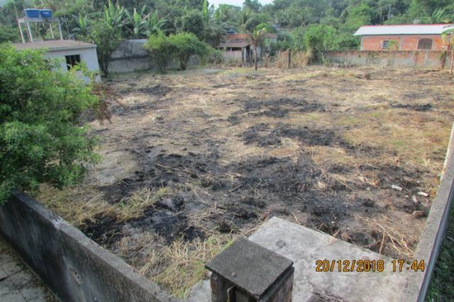 Chácara plana e murada, 2 casas, condução a 150 metros, favor ler o texto!! - Foto 14