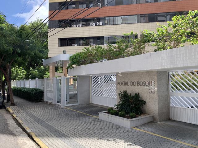 Apartamento para venda no condomínio portal dos bosques, ao lado da praça das flores, na a