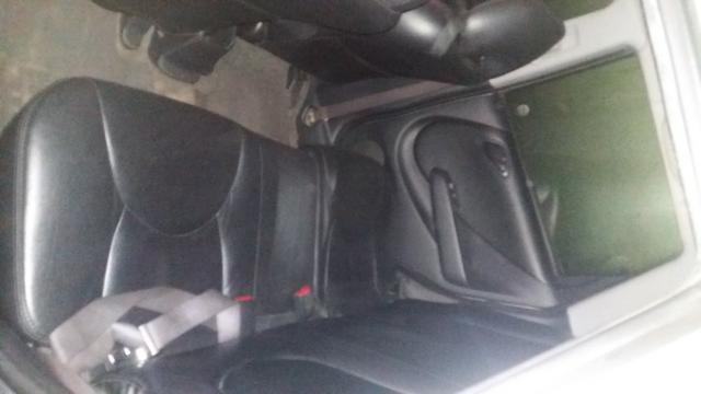 Carro - Foto 3