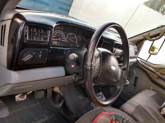 Ford F350 Refrigerada - Foto 6