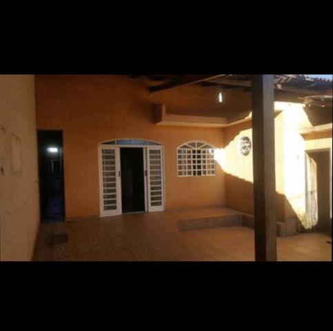 Vendo casa setor tradicional 300 mil
