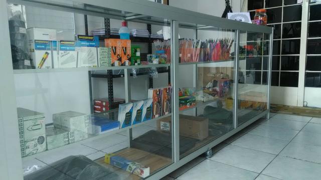 Material escolar e de escritório