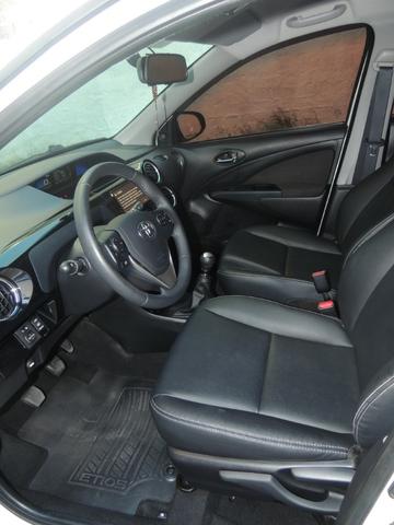 Etios XLS 1.5 2017 - Foto 8