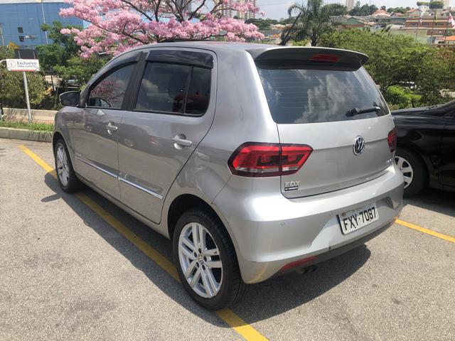 Volkswagen FOX 1.6 HighLine 2016 - Foto 3