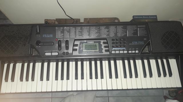 Teclado Casio ctk-700
