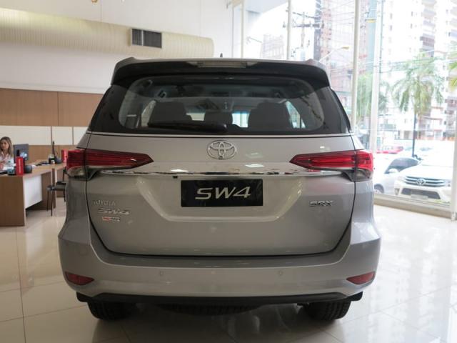 TOYOTA SW4 DSL 4X4 SRX AT 5S 19/20 - Foto 3
