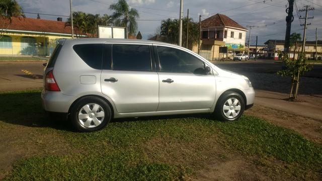 Livina 1.6 já financiada - Foto 2