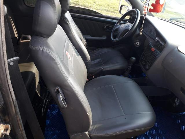 Carro impecável top de linha