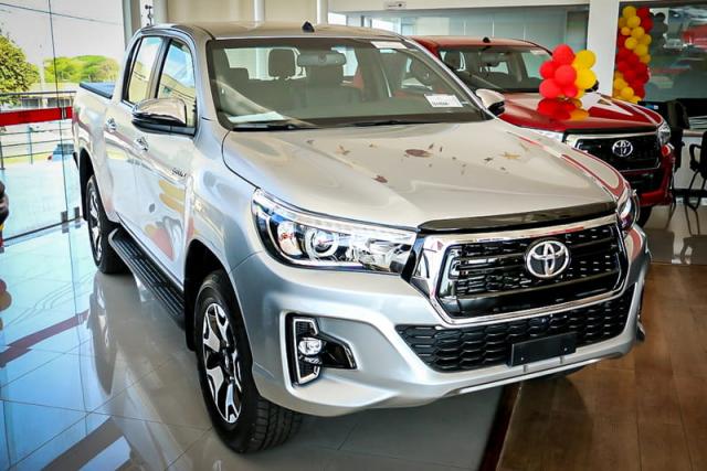 TOYOTA HILUX CD DSL 4X4 SRX AT 19/20 - Foto 3