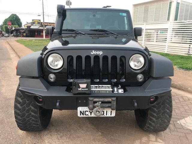 JEEP WRANGLER 2015/2015 3.6 SPORT 4X4 V6 12V GASOLINA 2P AUTOMÁTICO