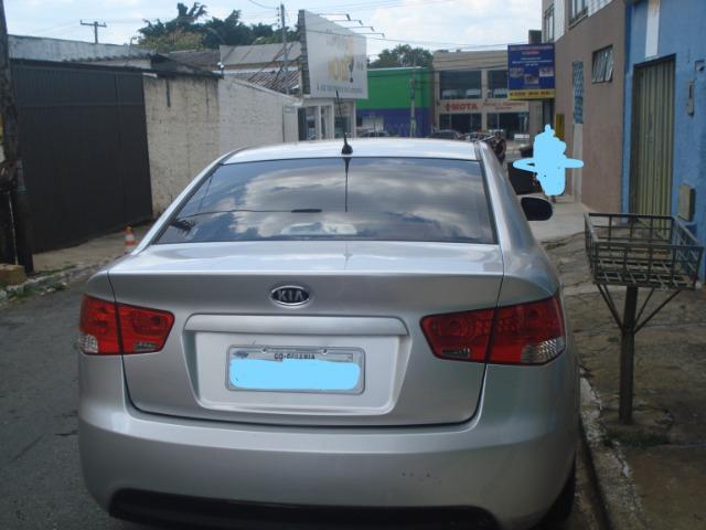 Kia Motors Cerato 2010/2011 - Foto 7