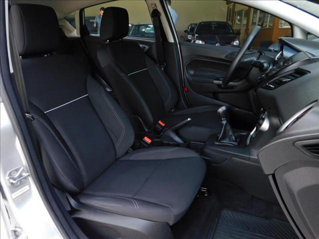 Ford Fiesta 1.5 se Hatch 16v - Foto 4