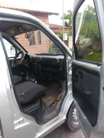 Vendendo por motivo de viagem