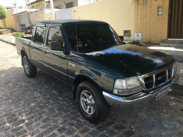 Vendo e troco ranger 2002 a diesel troco por hilux do mesmo ano