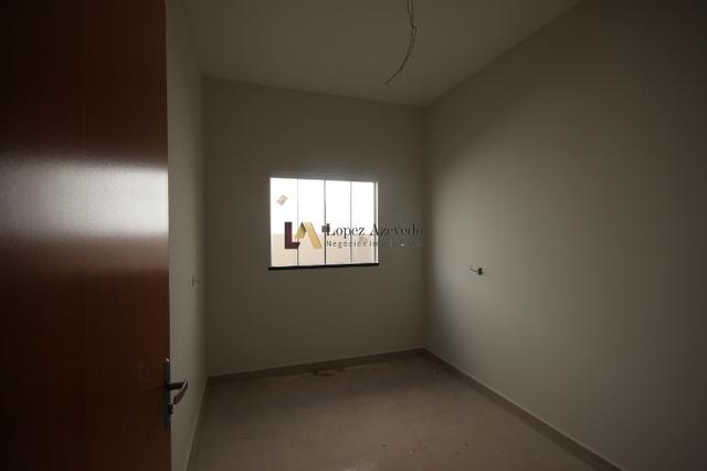 Casa 3/4, pé direito duplo porcelanato no Cerejeiras!! - Foto 9