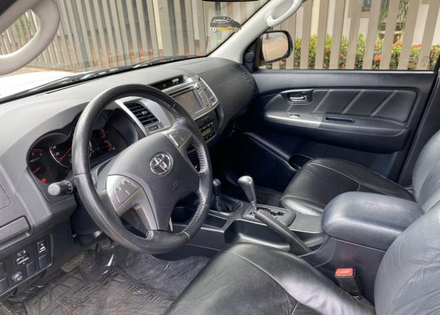 HILUX CD DIESEL 4x4 - Foto 6