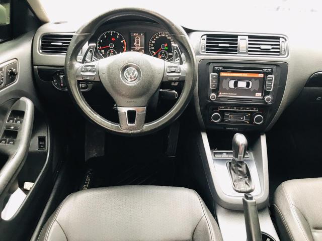 Jetta 2012 Flex com teto solar - Foto 14
