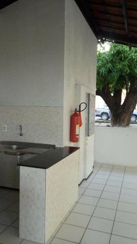 Vende-se apartamento com ótima localização chácara sol poente em Messejana - Foto 6