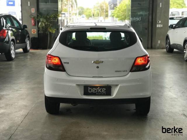 Chevrolet Onix HATCH LTZ 1.4 8V FlexPower 5p Aut. - Foto 3