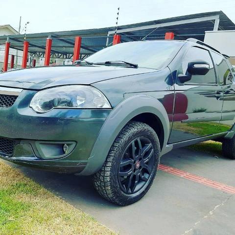 Fiat Strada 2015 1.6 16v Trekking cabine. Dupla Flex 3portas - Foto 3