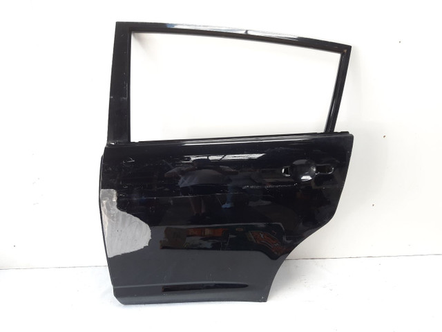 Porta nissan tida 