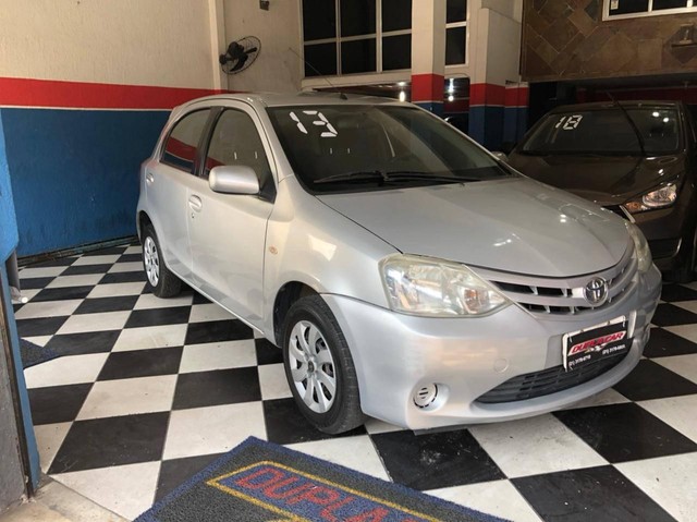 TOYOTA ETIOS XS
