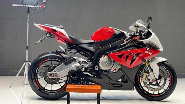 BMW S 1000 RR