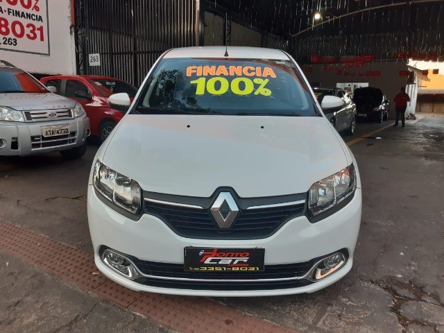 RENAULT LOGAN 1.6 DYNAMIQUE 2017 COMPLETO