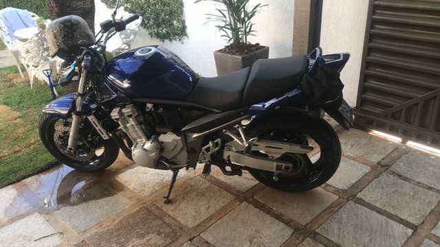 MOTOCICLETA- SUZUKI BANDID 1250.