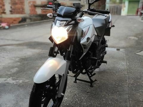 YAMAHA FAZER 2016