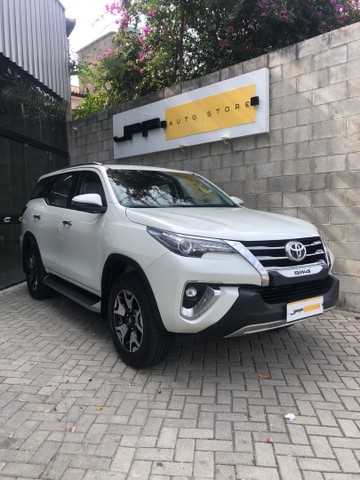 TOYOTA SW4 SRX DIAMOND 2019/2019 29.000 KM GARANTIA DE FABRICA