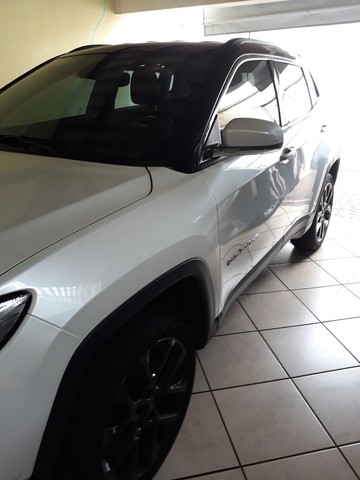 COMPASS 2021/2021 2.0 16V DIESEL LIMITED 4X4 AUTOMATICO.