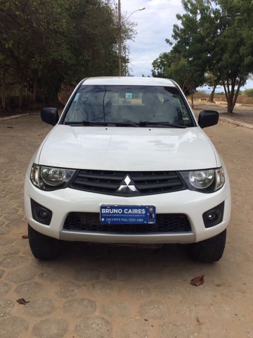 L200 GLX 4X4 DIESEL MANUAL 2013