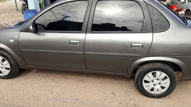 CORSA SEDAN 2012