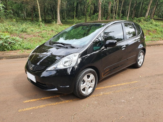 VENDO HONDA FIT LX AUTOMÁTICO ANO 2011 MOTOR 1.4 CARRO IMPECAVEL CONFIRA REVISADO