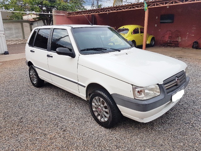 FIAT UNO MILLE VERSÃO EXCLUSIVA TOP 2010