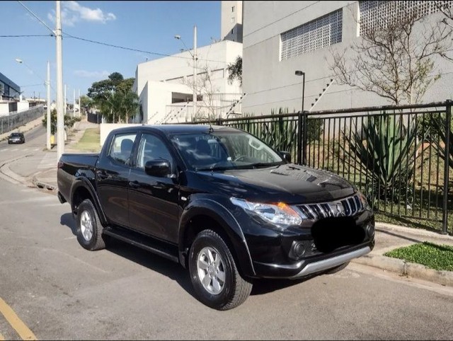 MITSUBISHI L200 2.4 TRITON SPORT GLS CAB. DUPLA 4X4 AUT. 4P BR - BR -