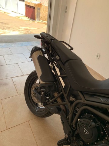 TRIUMPH TIGER 800