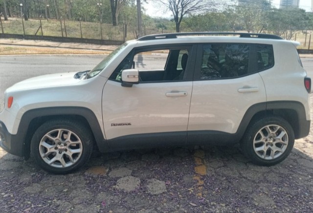 RENEGADE 1.8 AUTOMÁTICO