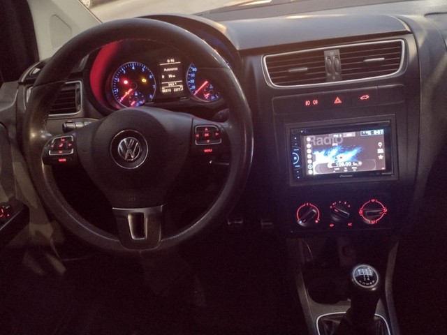 VOLKSWAGEN CROSSFOX
