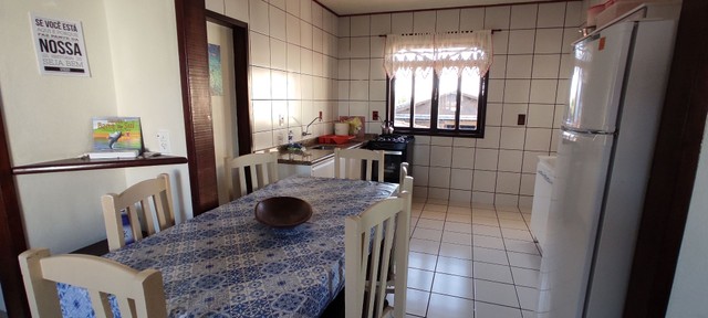 Ótimo apartamento ventilado uma quadra da praia - Foto 2