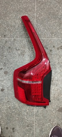 Lanterna volvo x90