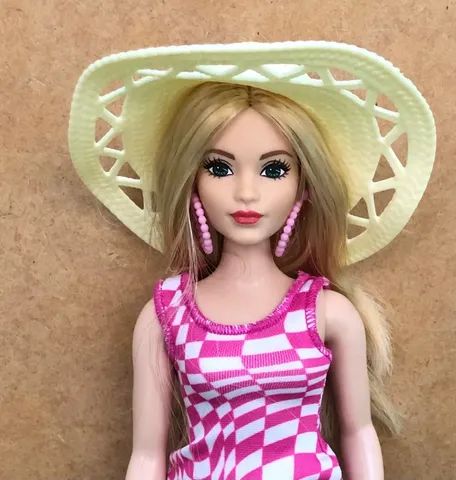 Chapéu para boneca Barbie e similares